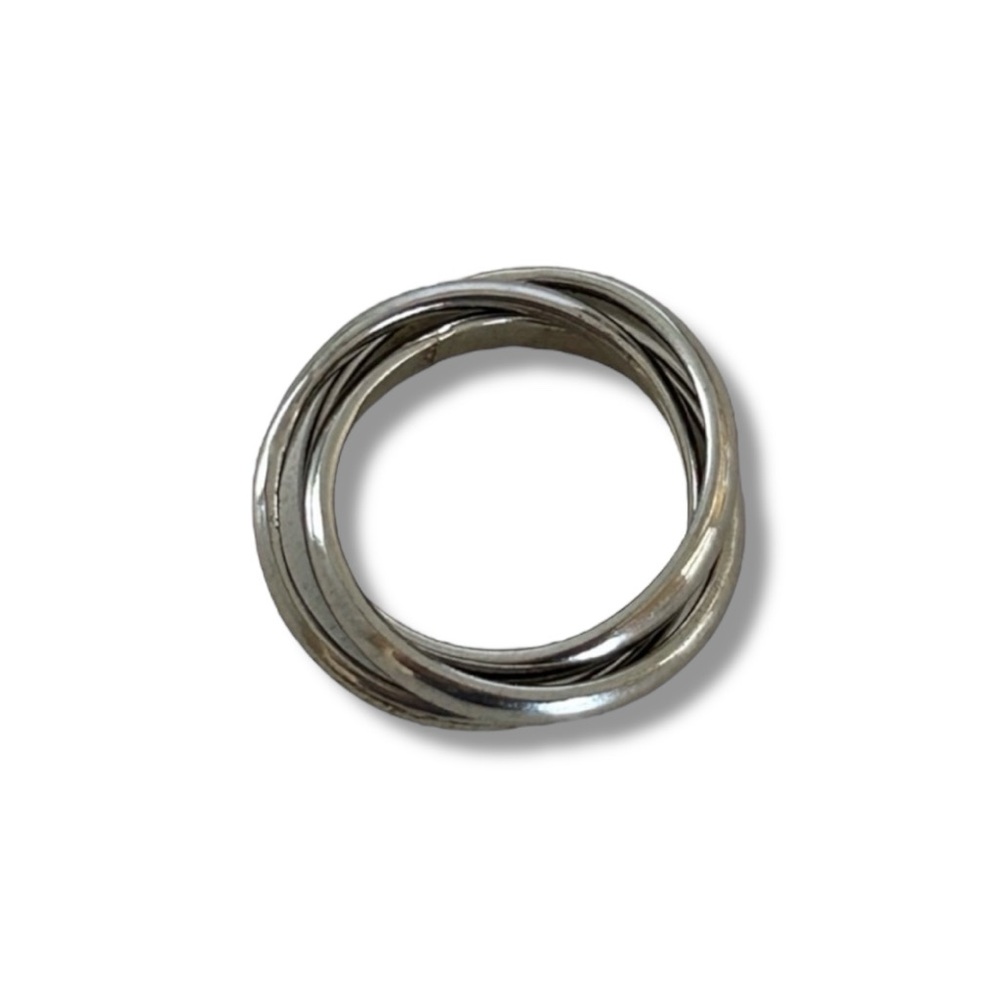 🦋 5/$25 - Silver Interlocked Wrap Ring by Urban Outfitters